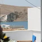 V-rooms In Milos Cyclades * Pollonia