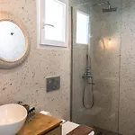 V-rooms In Milos Cyclades Hotel Pollonia
