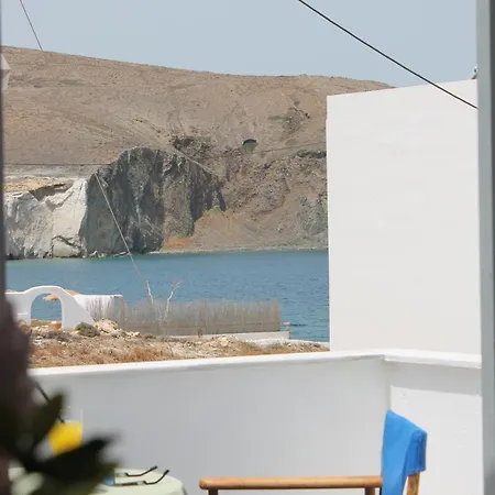 V-rooms In Milos Cyclades * Pollonia