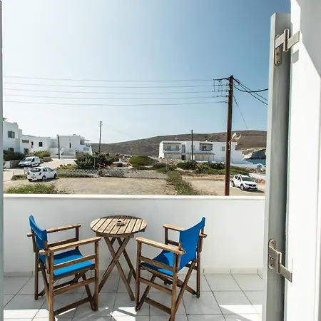 V-rooms In Milos Cyclades *