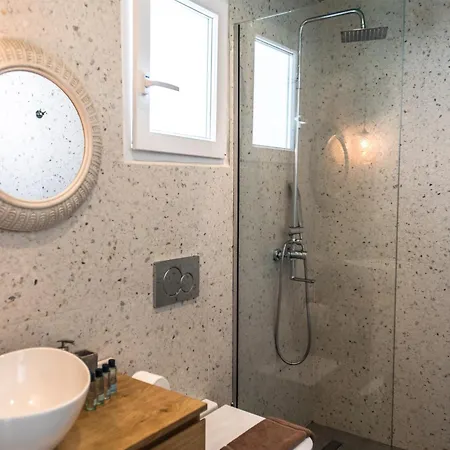 V-rooms In Milos Cyclades Hotell Pollonia