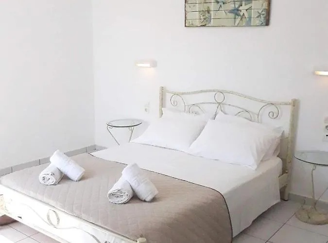 V-rooms In Milos Cyclades