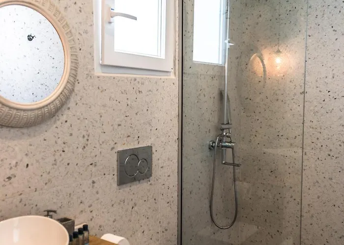 V-rooms In Milos Cyclades Ξενοδοχείο Πολλώνια